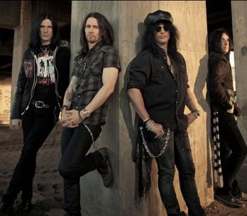 VIDEO: Slash představuje klip k novému singlu You're A Lie